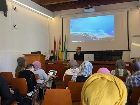 A panoramic view of La Alhambra